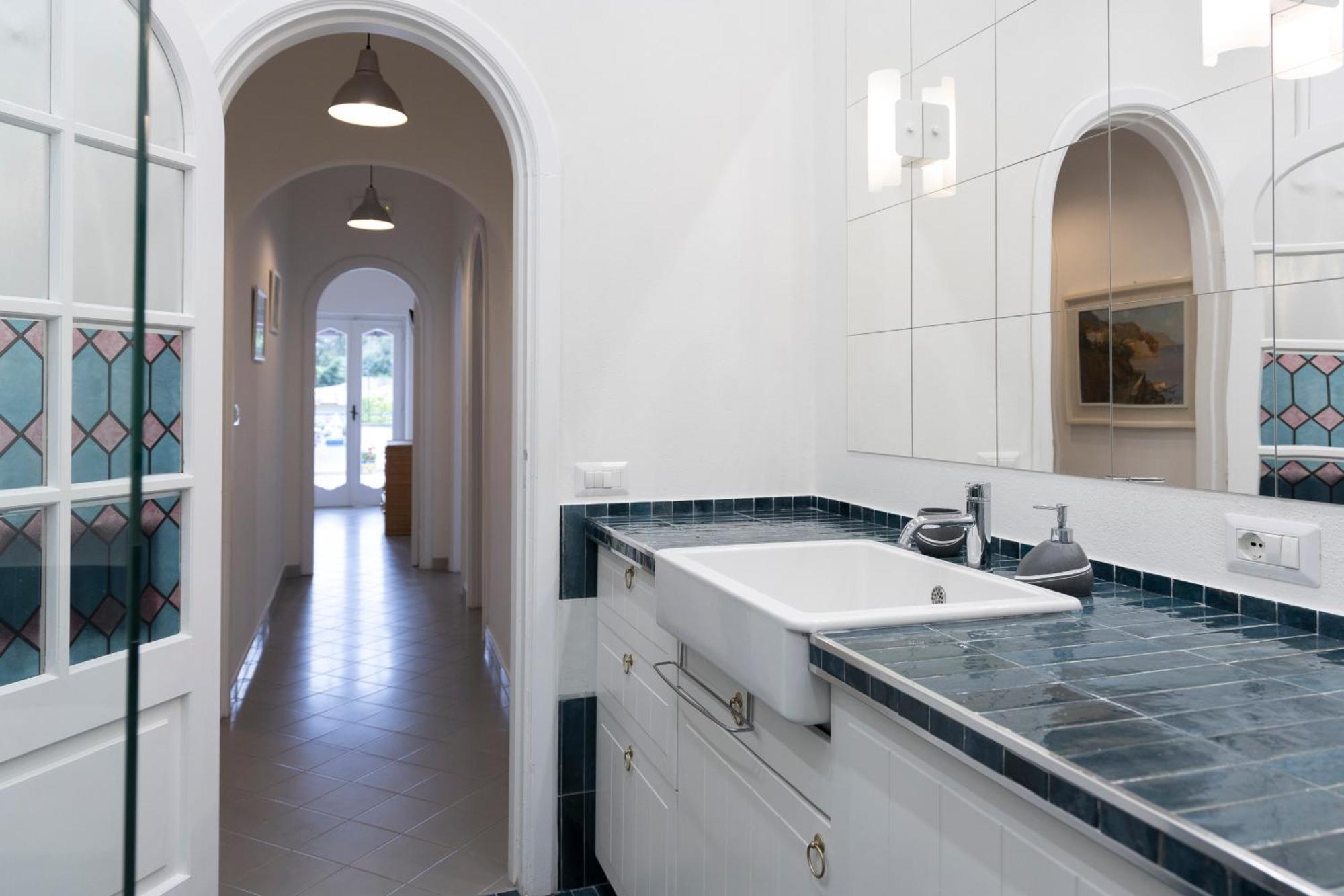 Casa Flavia Positano Center - 5 Minutes To Beach And 4 Air Conditioning Bagian luar foto