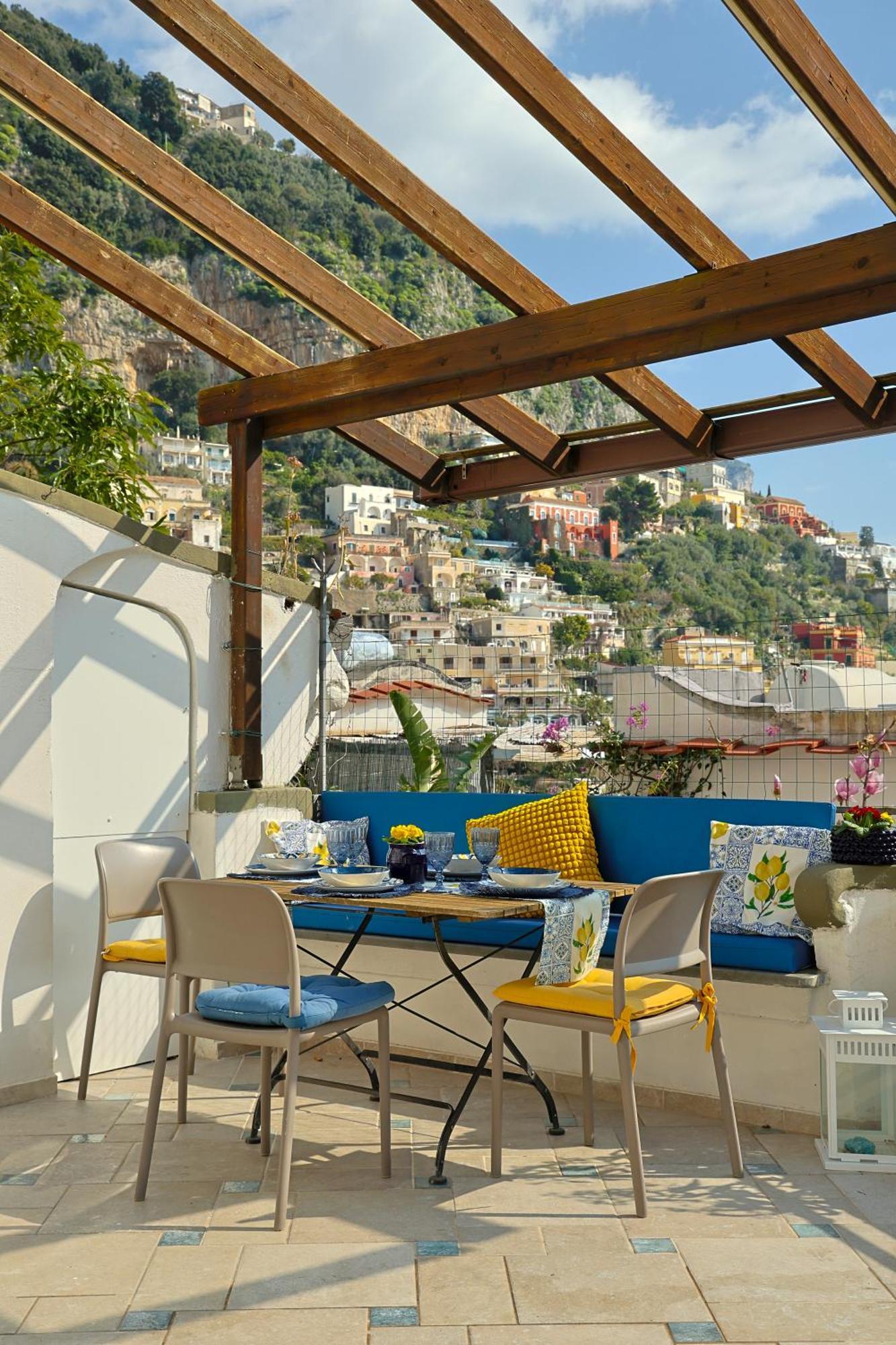 Casa Flavia Positano Center - 5 Minutes To Beach And 4 Air Conditioning Bagian luar foto